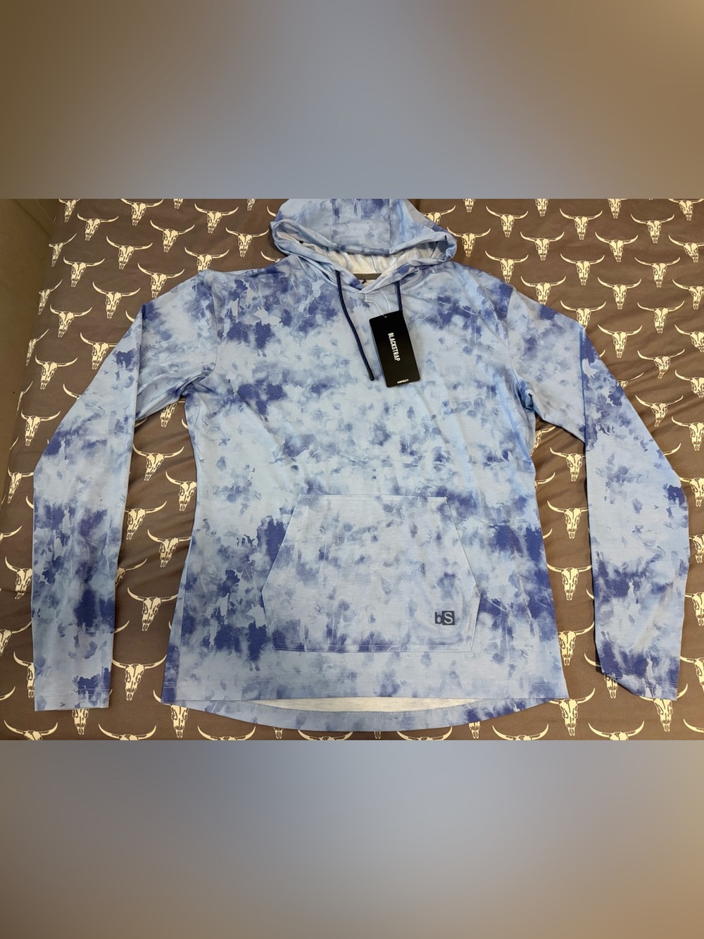 Blackstrap - Aspect light weight hoodie pullover women’s L tye dye
